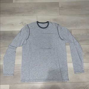 Grey thin crew neck